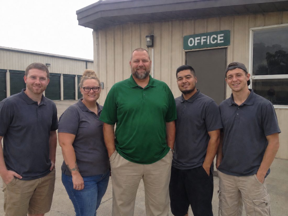 Pest control professionals in Dayton, OH
